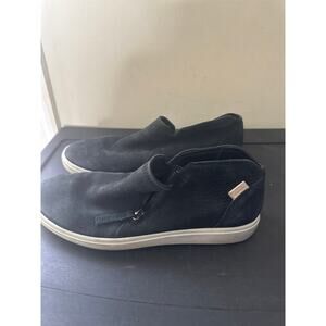 Ecco Soft 7 low bootie in black nubuck leather 9.5 M